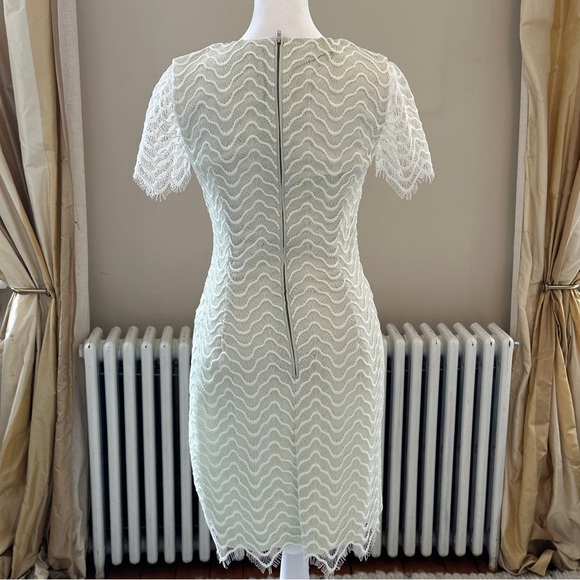 Reiss Lark Scalloped Lace Overlay Mint Green Mini Dress Size UK 6 US 2 - Picture 2 of 8